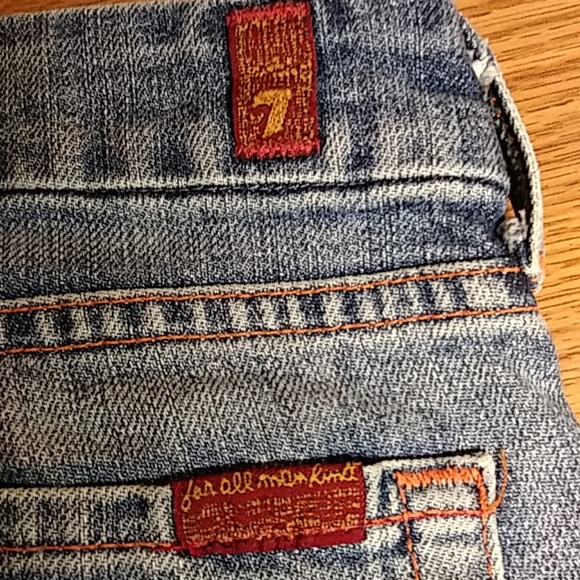 Seven For All Mankind sz 28 cropped jeans 29x24 - Picture 4 of 7